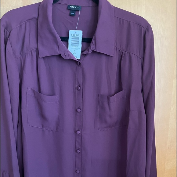 Button Front Blouse - Picture 4 of 4